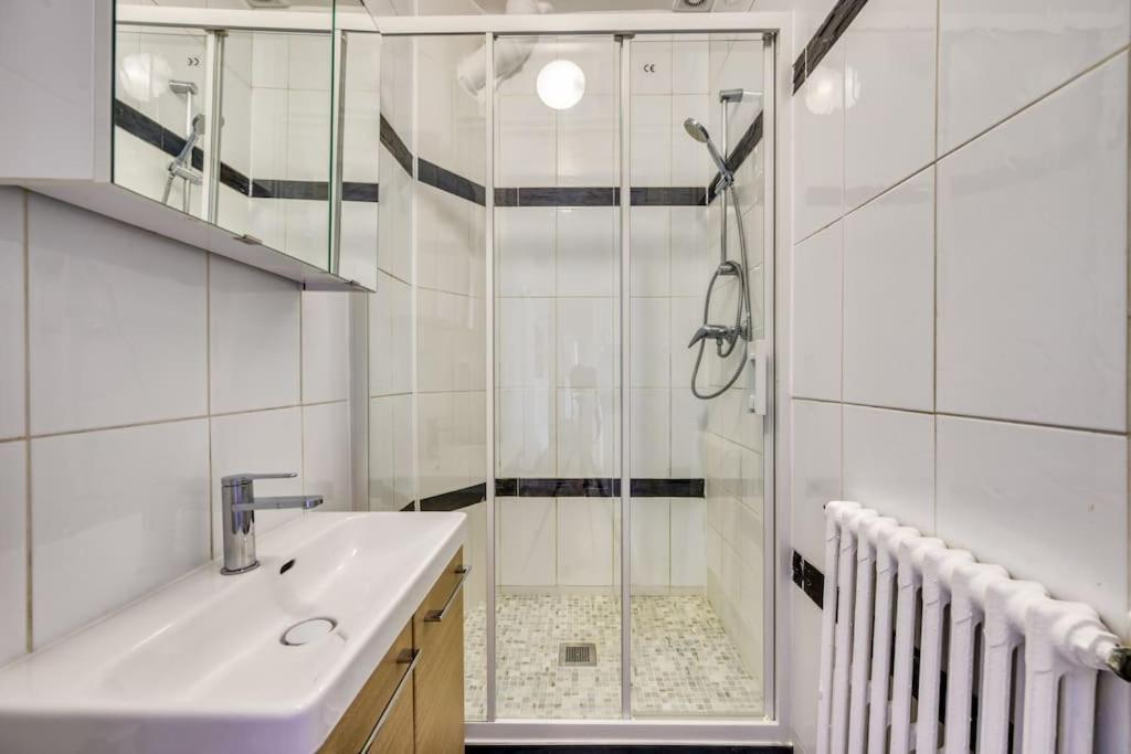 3-Bedroom Apart Close To Roland Garros باريس المظهر الخارجي الصورة